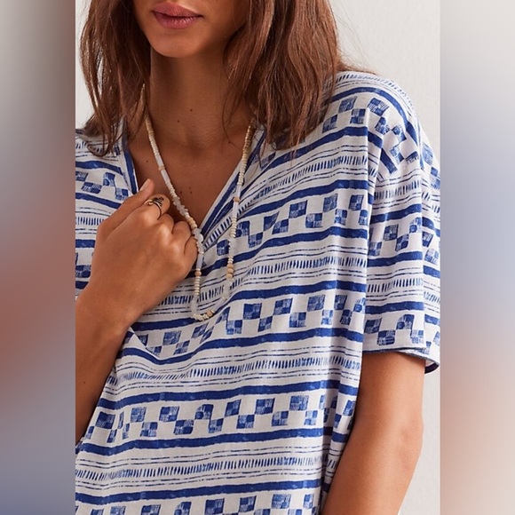 Free People We The Free Nina Printed Tee 100% Cotton Size Small NWT - Picture 1 of 12